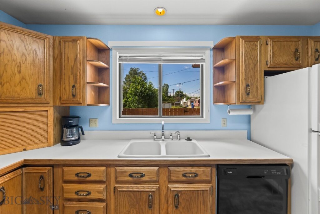 1322 W Crawford Street, Livingston MT 59047