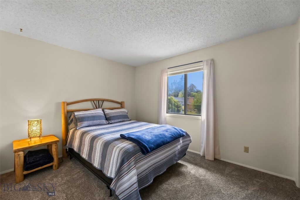 1322 W Crawford Street, Livingston MT 59047