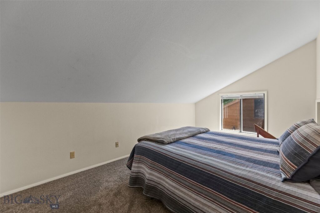 1322 W Crawford Street, Livingston MT 59047