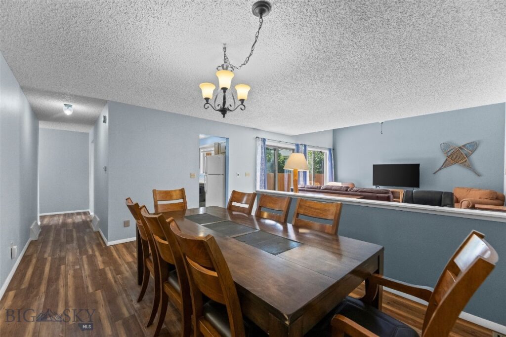 1322 W Crawford Street, Livingston MT 59047