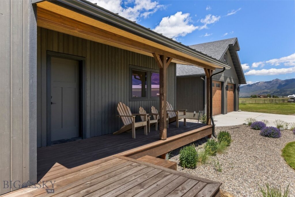 17 Packstring Trail, Livingston MT 59047