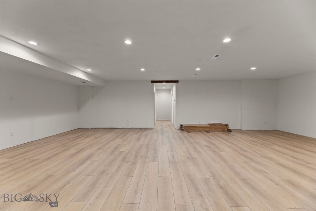 17 Packstring Trail, Livingston MT 59047