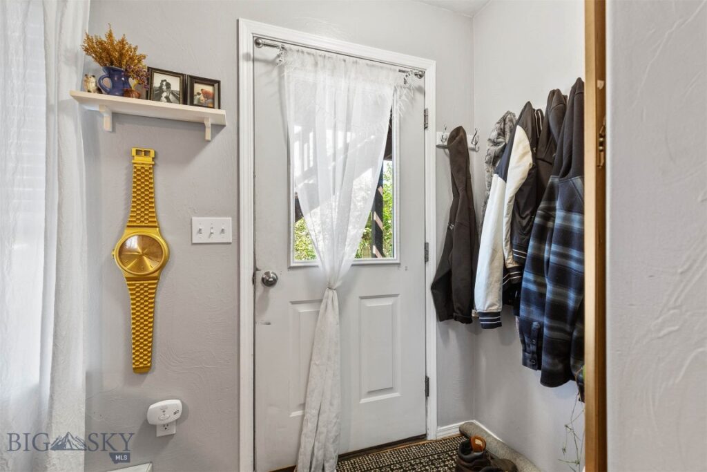 904 Jeanette Place, Belgrade MT 59714