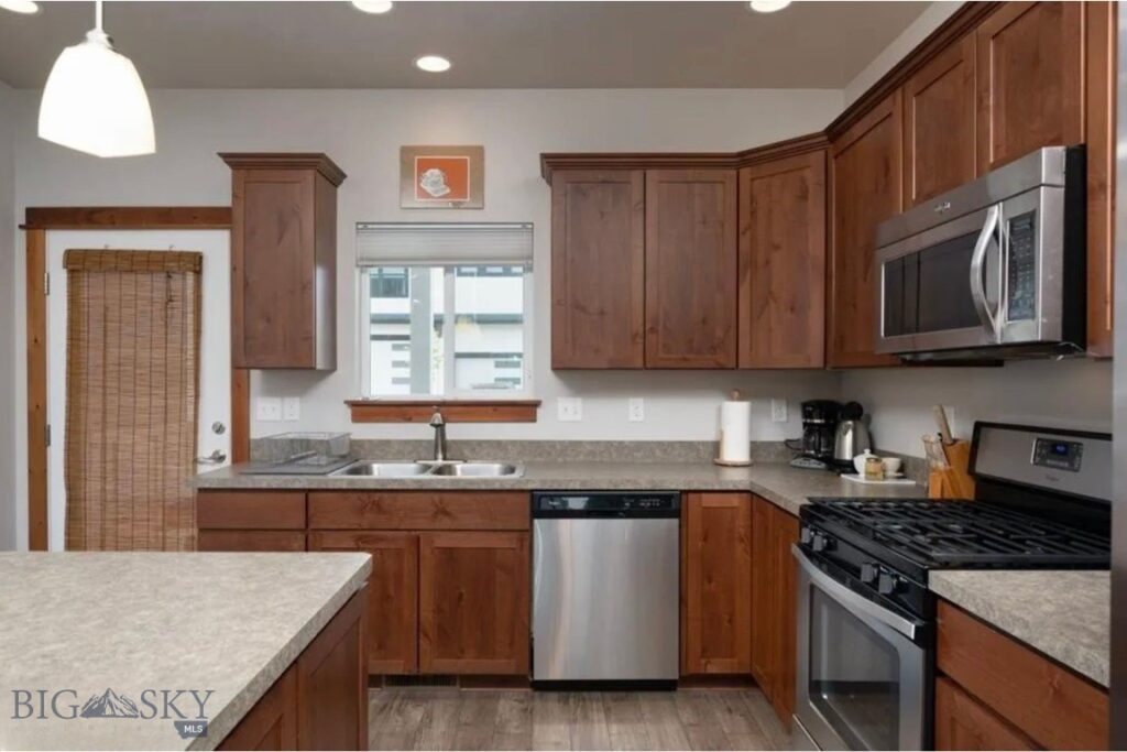 1290 Manzanita Drive, Bozeman MT 59715