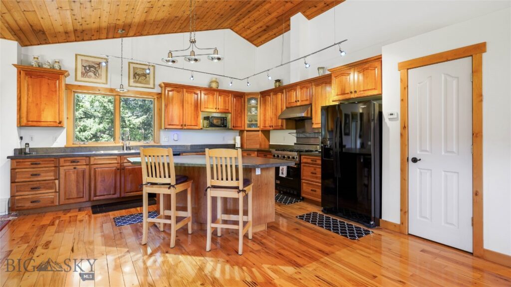 65 Mountain Brook Road, Livingston MT 59047