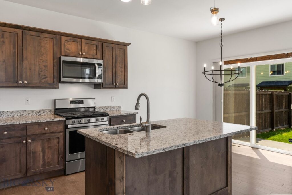 1311 Bunson Lane, Belgrade MT 59714