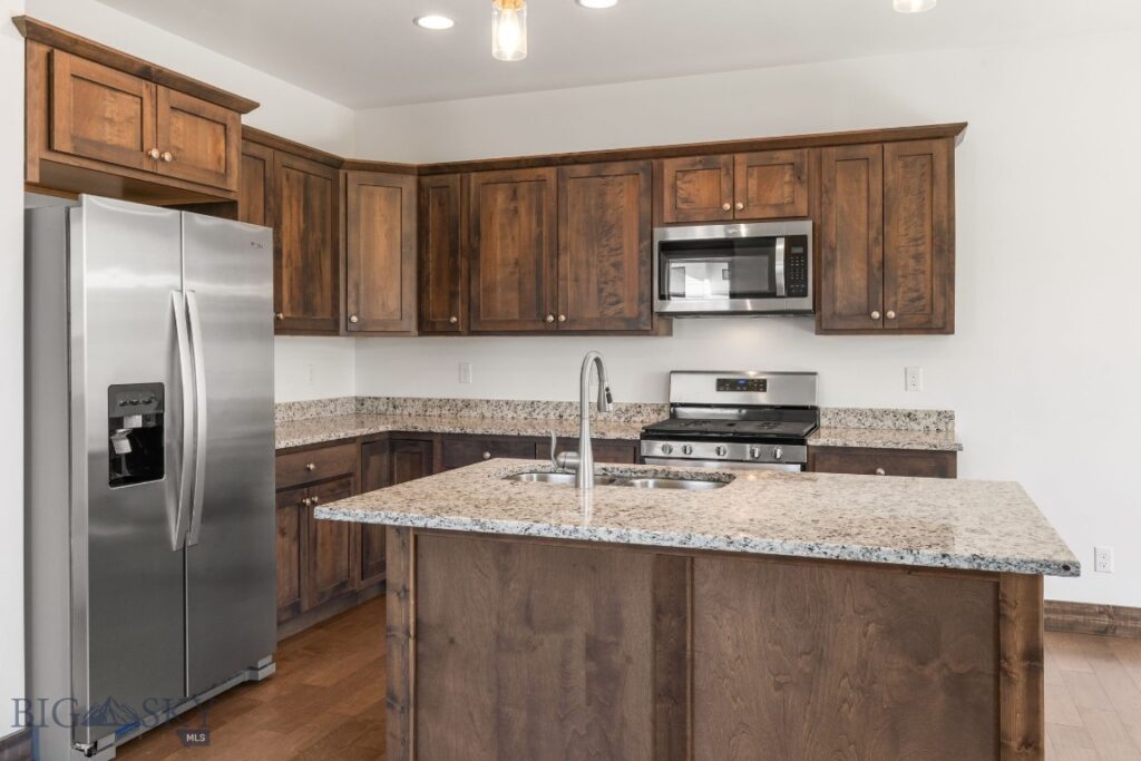 1311 Bunson Lane, Belgrade MT 59714