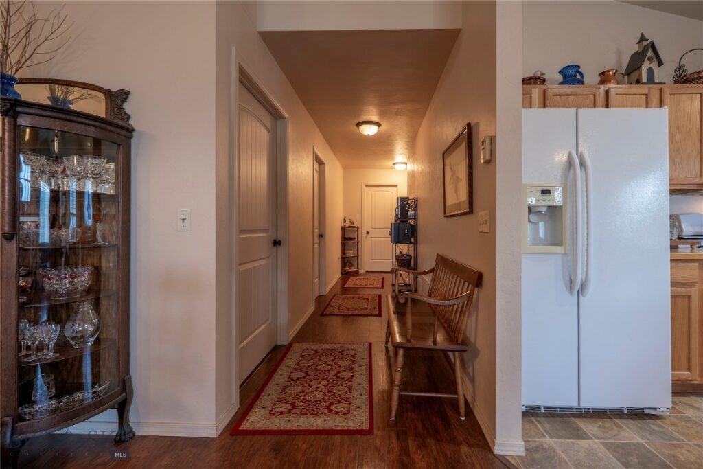 2401 Sun Avenue, Livingston MT 59047