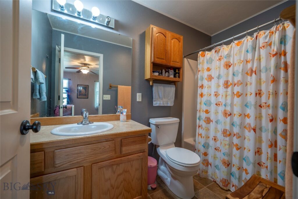 2401 Sun Avenue, Livingston MT 59047