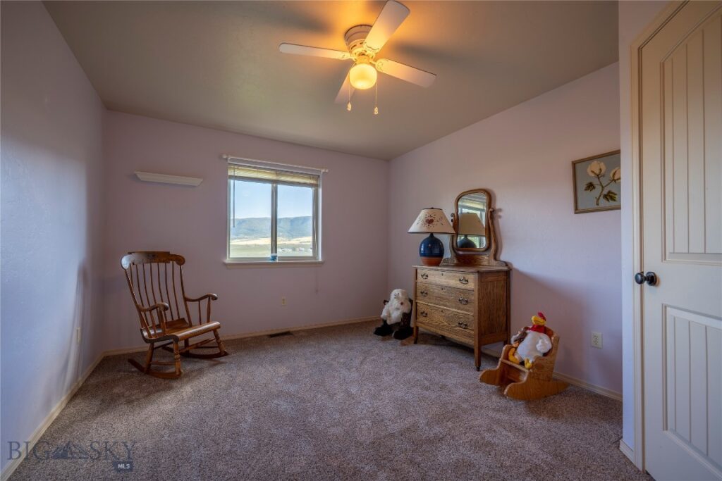 2401 Sun Avenue, Livingston MT 59047