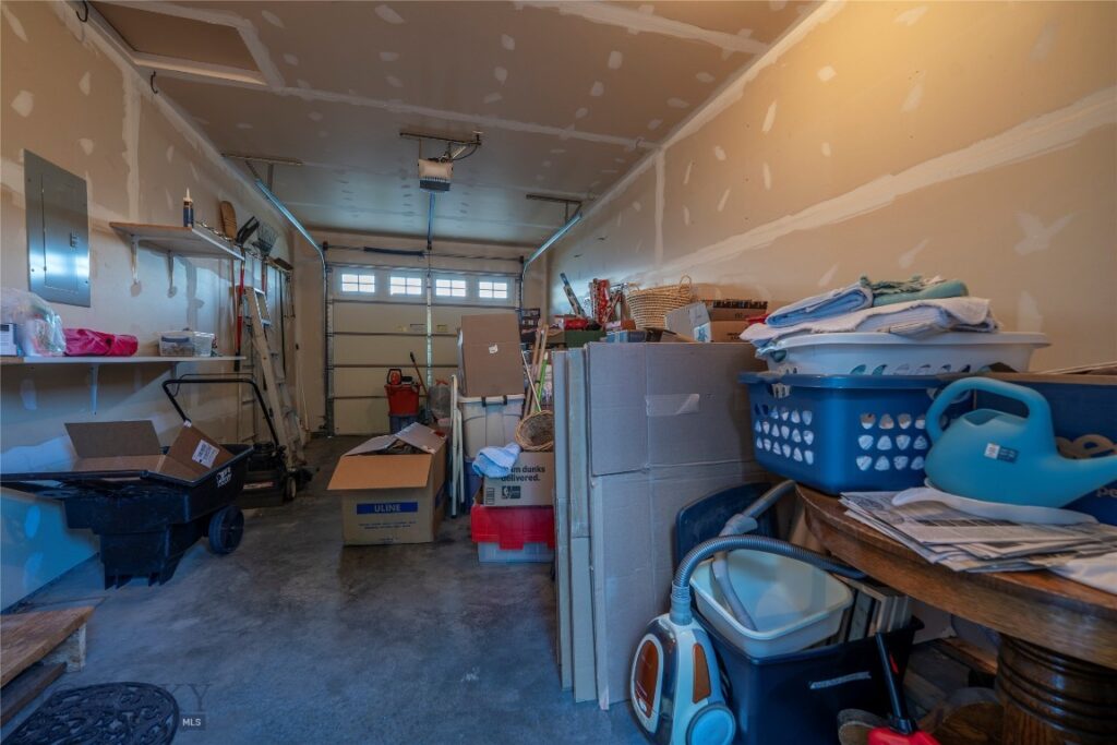 2401 Sun Avenue, Livingston MT 59047