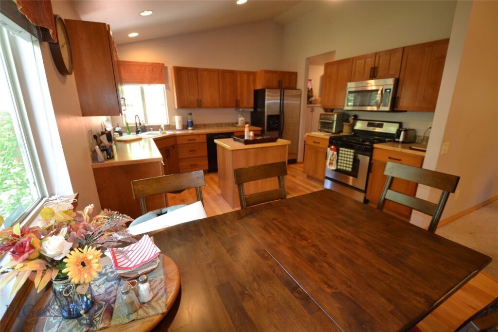 903 Kermit Court, Belgrade MT 59714