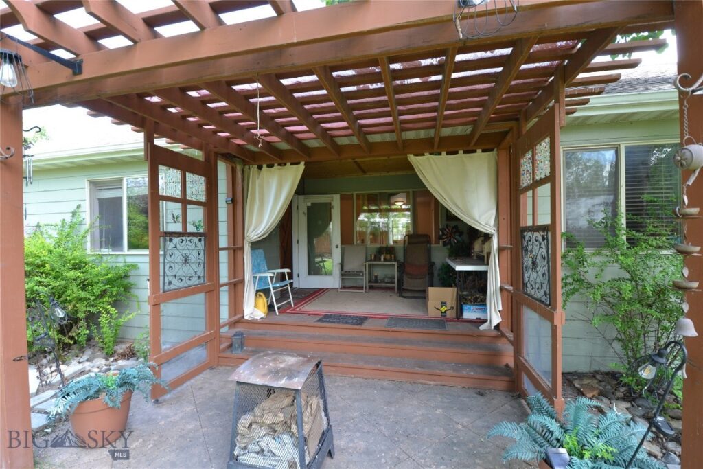 903 Kermit Court, Belgrade MT 59714