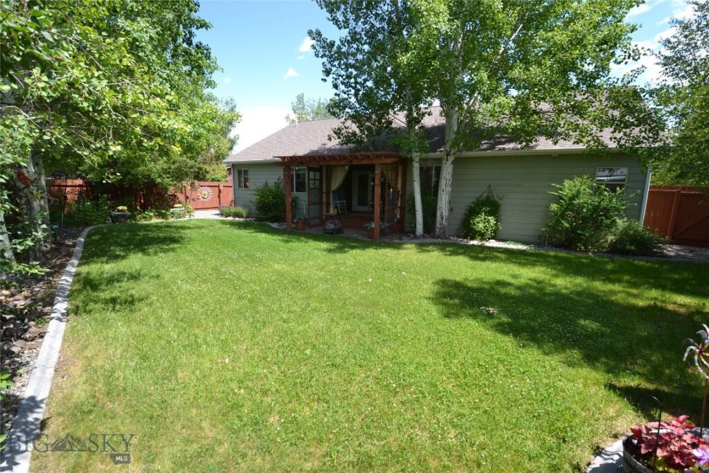 903 Kermit Court, Belgrade MT 59714