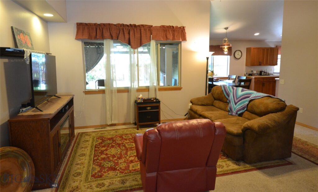903 Kermit Court, Belgrade MT 59714