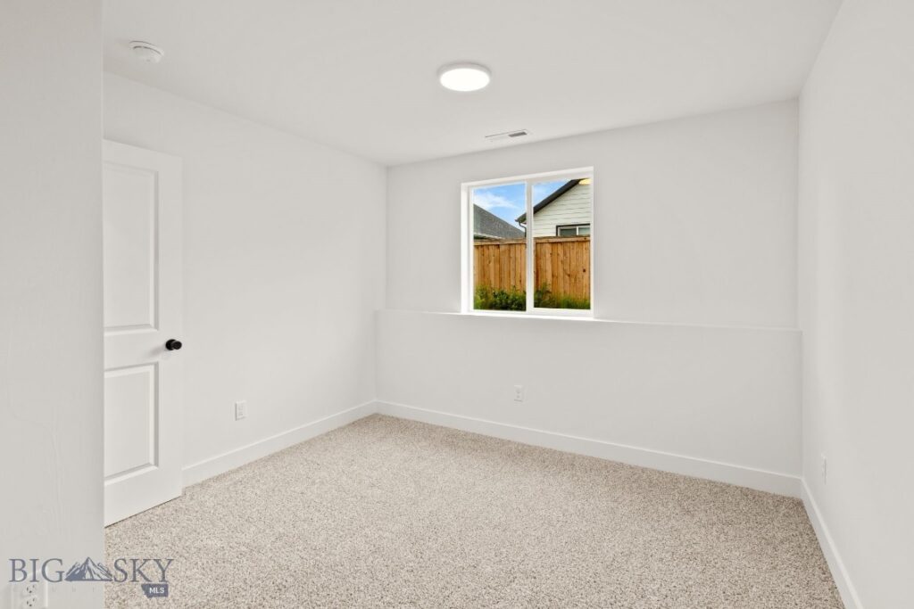 711 Spaniel Lane, Belgrade MT 59714