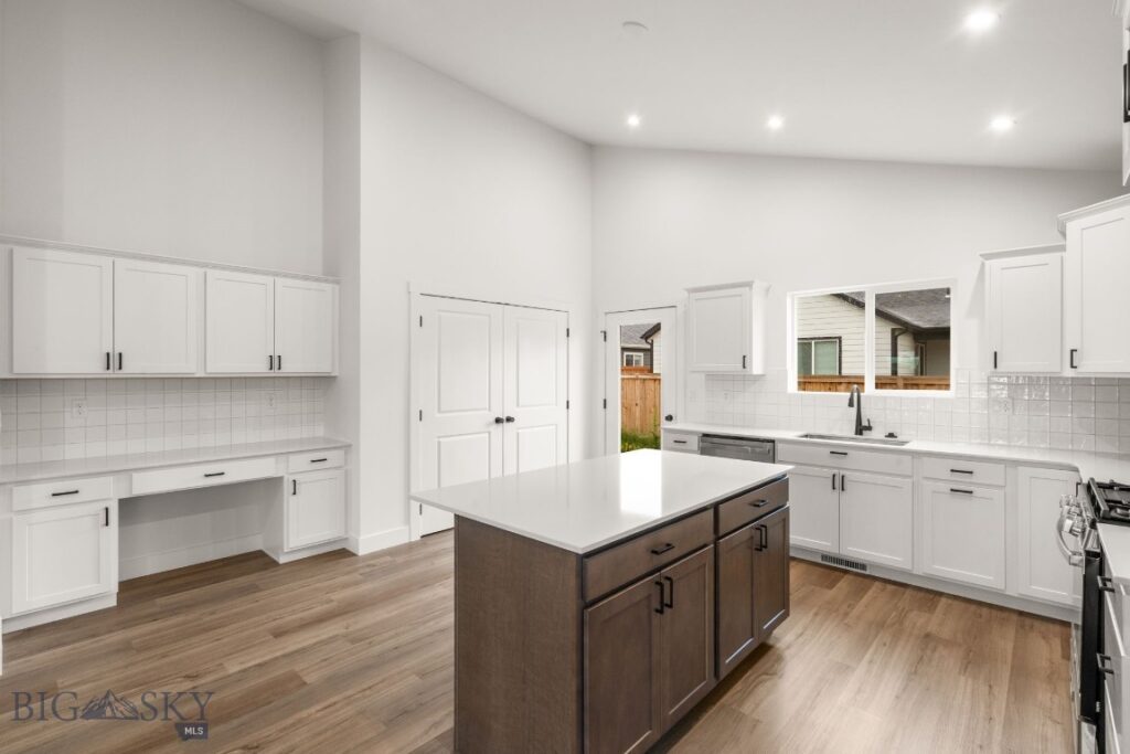 711 Spaniel Lane, Belgrade MT 59714