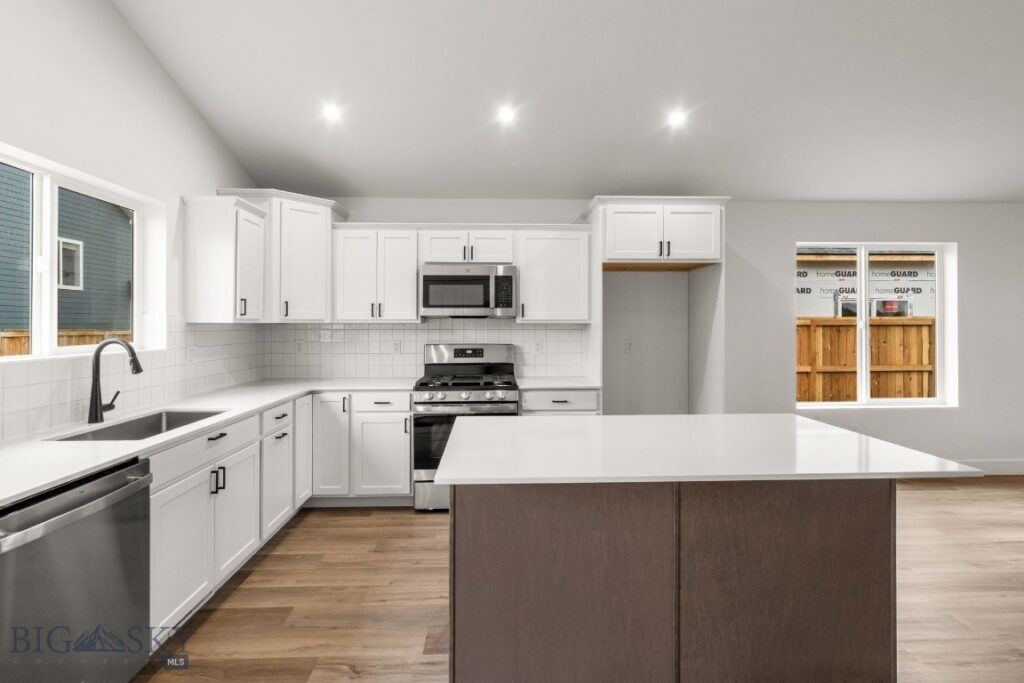 711 Spaniel Lane, Belgrade MT 59714