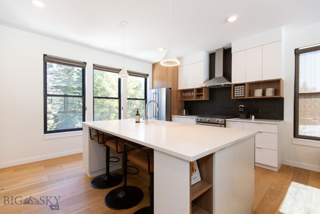 83 Bridger Pines Road, Bozeman MT 59715