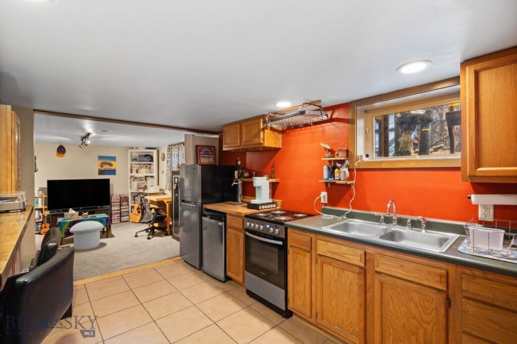 1010 W Babcock Street, Bozeman MT 59715