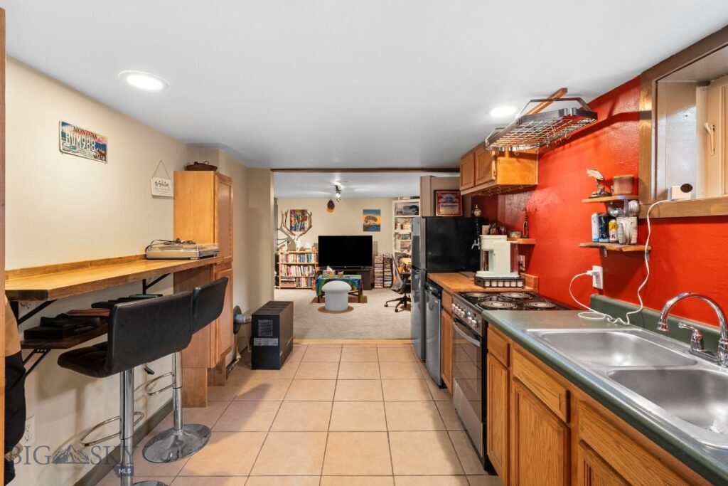 1010 W Babcock Street, Bozeman MT 59715