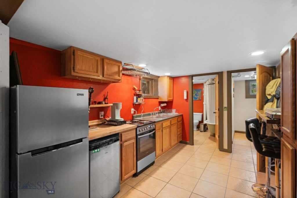 1010 W Babcock Street, Bozeman MT 59715