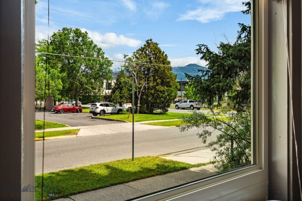 1010 W Babcock Street, Bozeman MT 59715