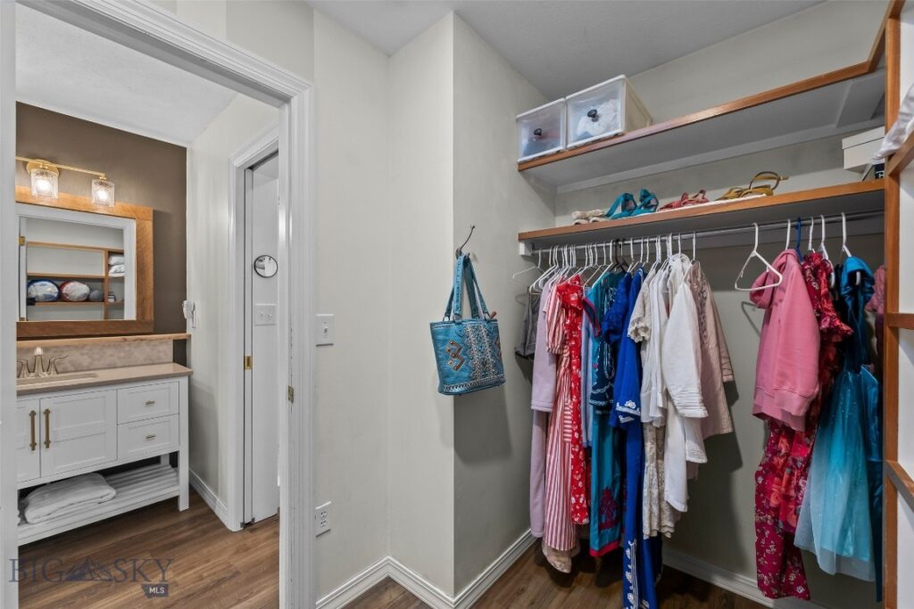 512 Fieldstone Drive, Bozeman MT 59715