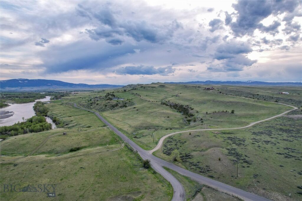 TR 6 Wheatgrass Road, Livingston MT 59047